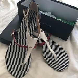 Tommy Hilfiger sandals sz 9.5 hardly worn